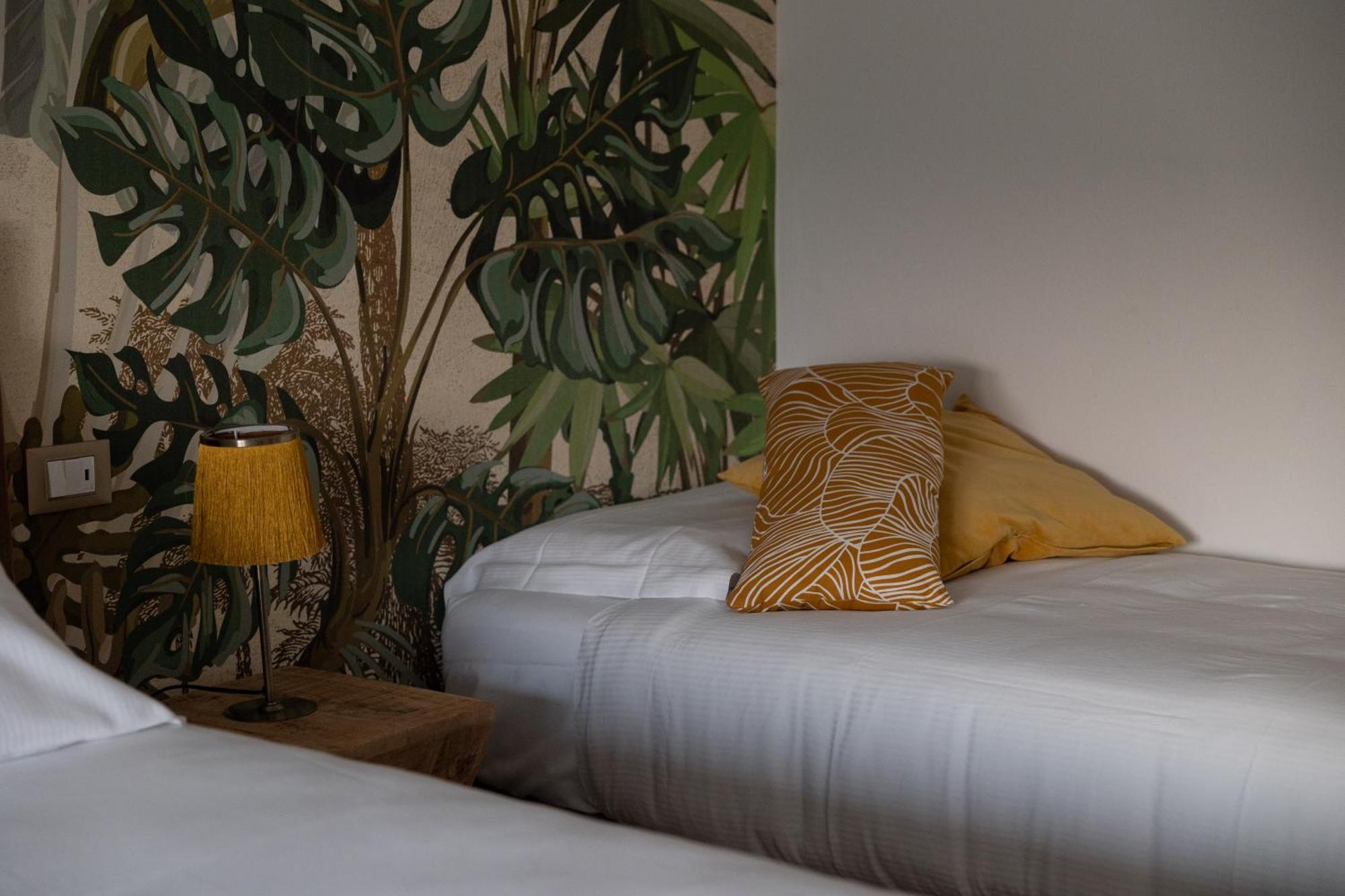 Bed And Breakfast Le Giale 卡斯特努沃德加尔达 客房 照片